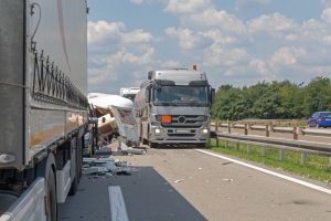 alpharetta-ga-truck-accident-lawyer-18-wheeler