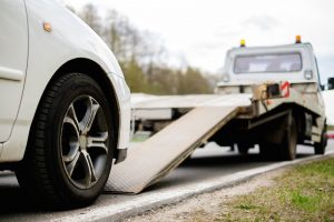 Alpharetta ga truck accident lawyer tow truck