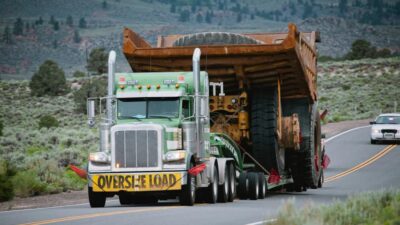 Roswell ga truck accident lawyer rollover crashes