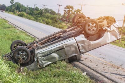 Rollover accident on the road